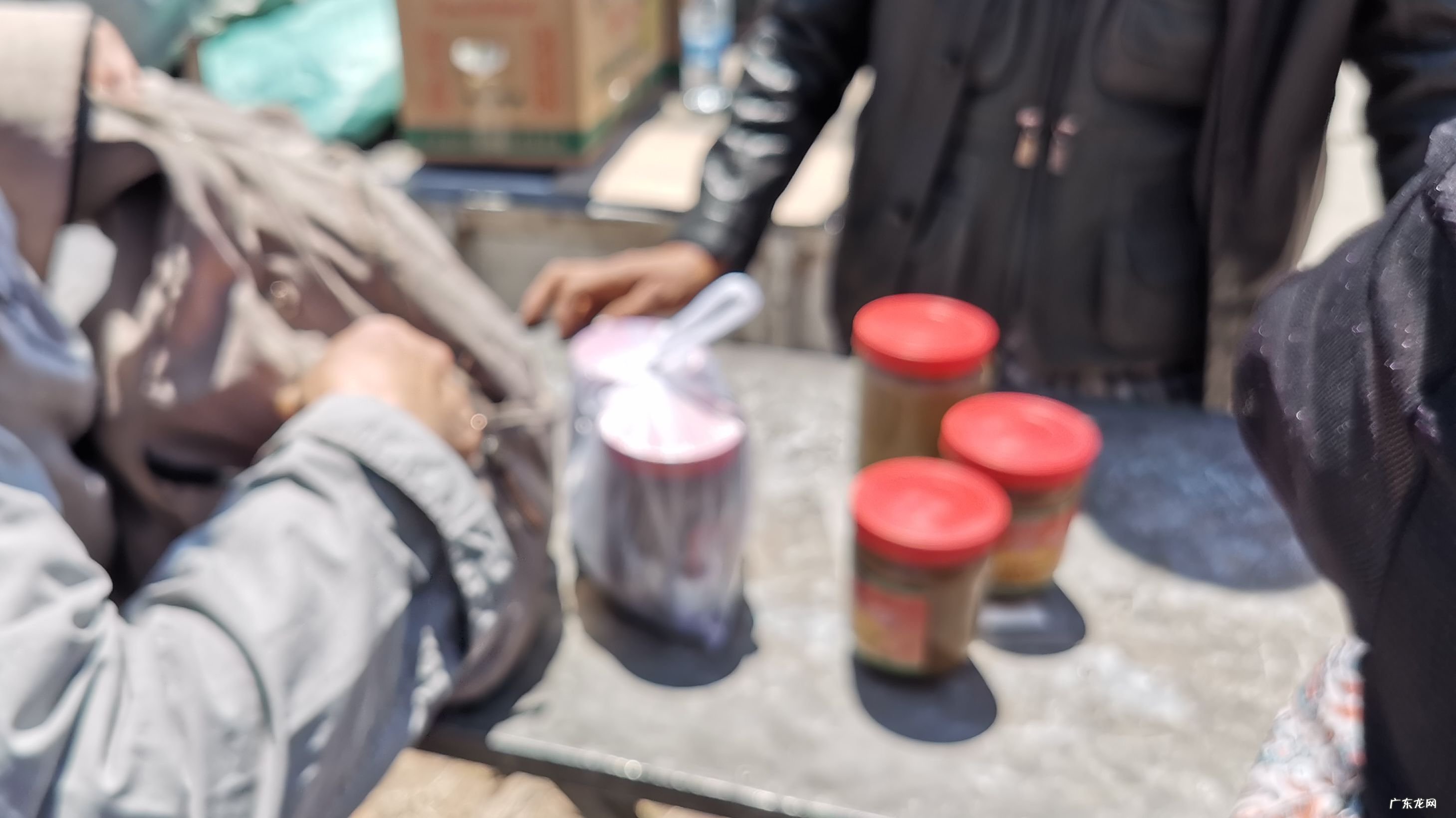 店铺在集市里 兴隆黄金集市店