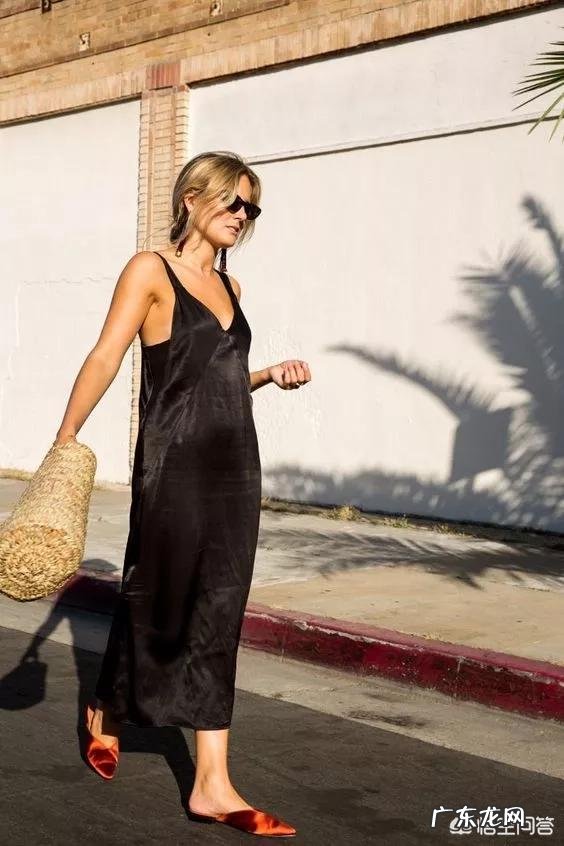 怎么能把吊带裙穿得好看？