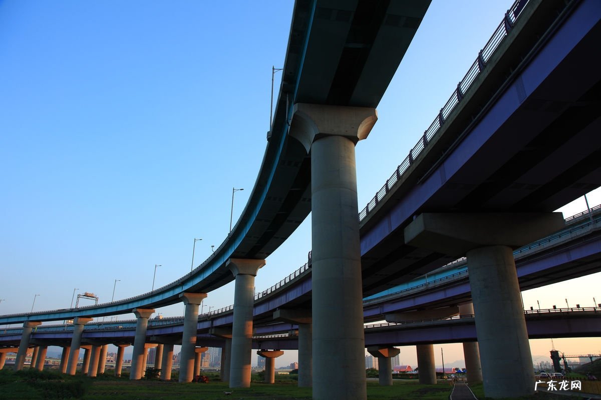 四种绝对不能犯的道路风水禁忌,你知道吗? 安风水学公路在房子上面好吗