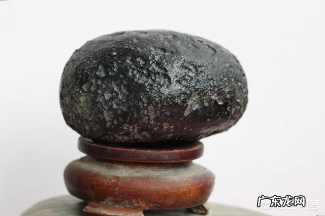 陨石有辐射吗,对人体如何?