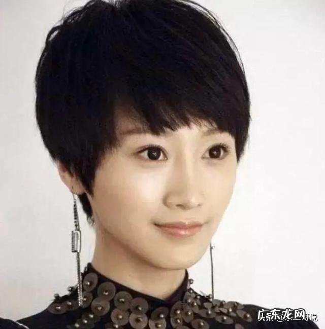 头发稀少的中年女性适合什么样的发型？