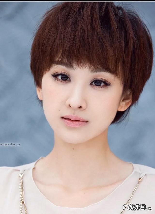 头发稀少的中年女性适合什么样的发型？