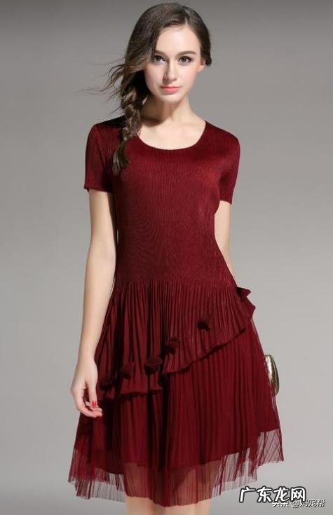 夏天如何挑选一条适合自己的连衣裙?