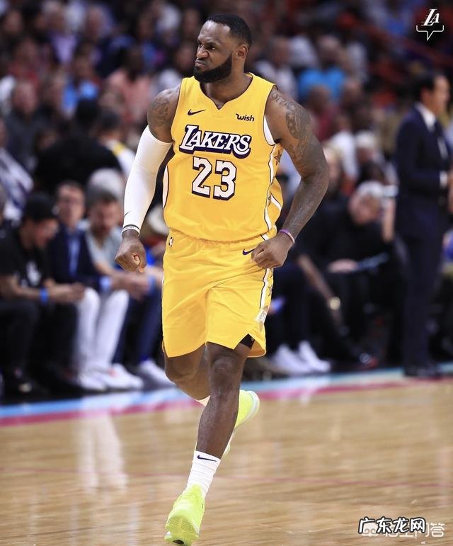 只需5场比赛,詹姆斯就可以达成33000+9000+9000里程碑,如何评价?