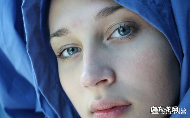 摄影修图，如何能让人像摄影作品中的皮肤，如牛奶般丝滑白嫩？