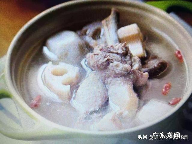 秋天气燥,鸭子煲什么汤最好?