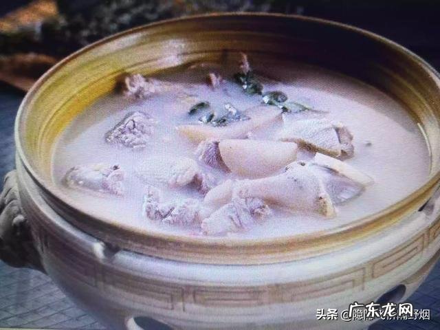 秋天气燥,鸭子煲什么汤最好?