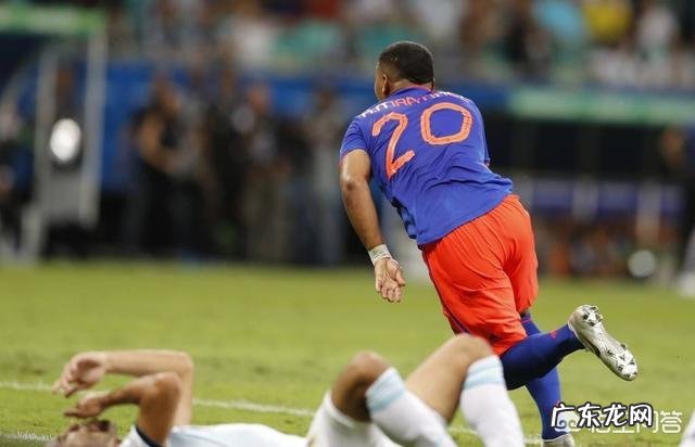 阿根廷0:2负于哥伦比亚遭遇美洲杯开门黑,你如何评价梅西和他队友们的表现?