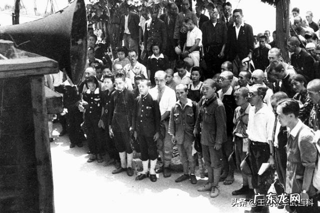 当二战日本投降时,日本国内是什么情况?