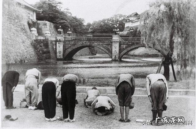 当二战日本投降时,日本国内是什么情况?