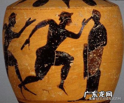 马拉松典故的原型,为什么不骑马而要跑步呢?