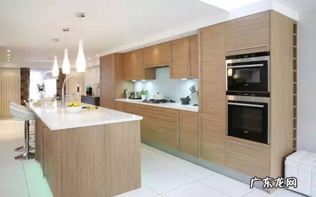 纯白色柜子好看吗 白色橱柜风水