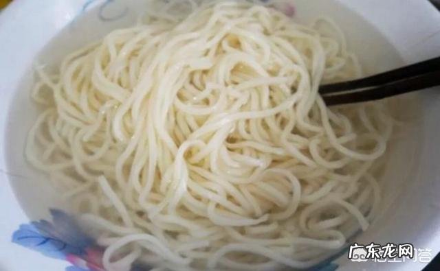 鸡汤面是怎样做的?