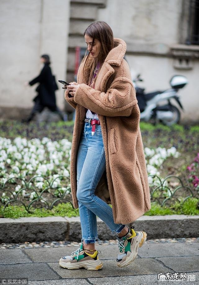 如何将“皮草”搭出时尚感？