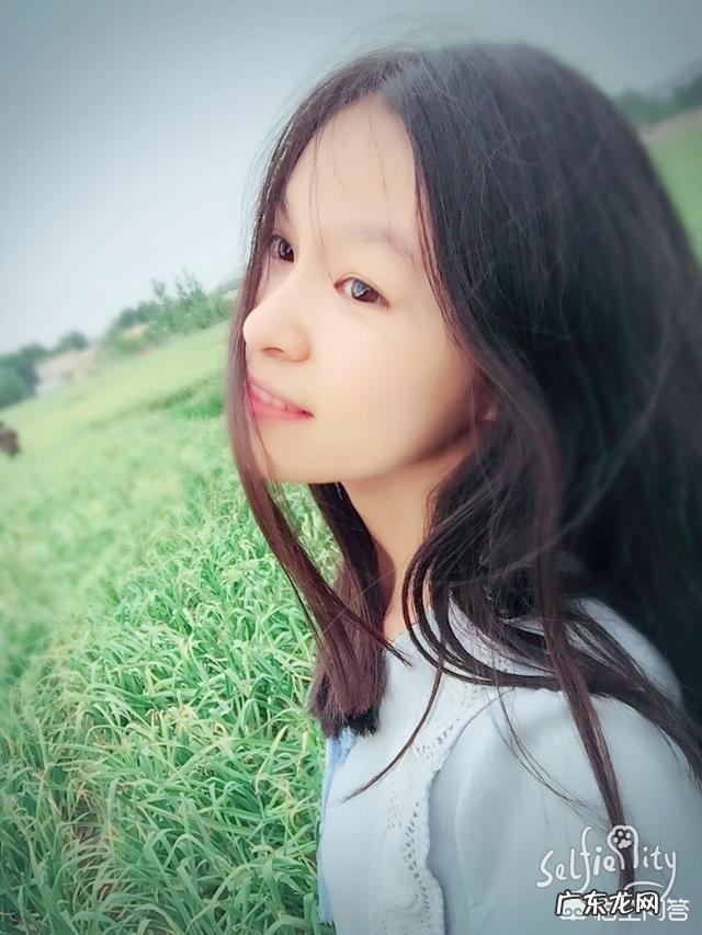 男生会一直陪你聊天但从不会主动找你是为啥?