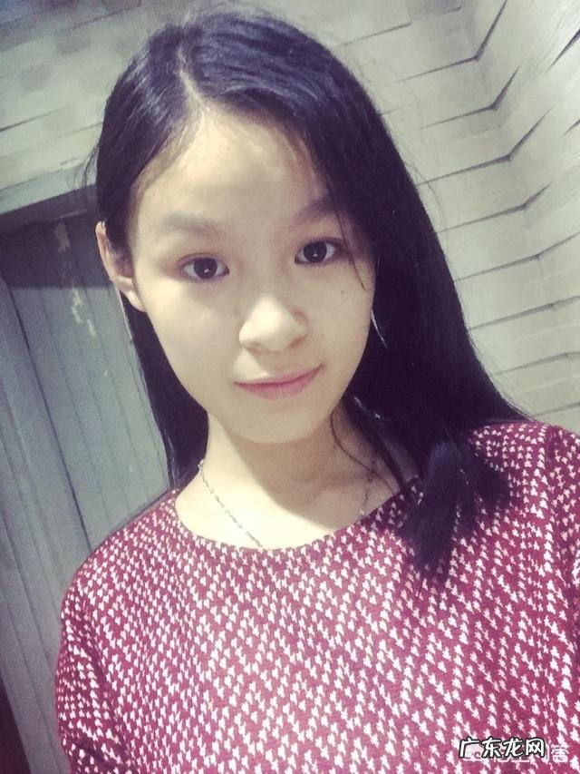 男生会一直陪你聊天但从不会主动找你是为啥?