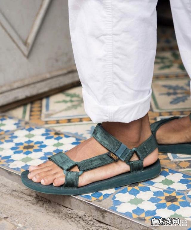 哪个品牌的凉鞋最好?