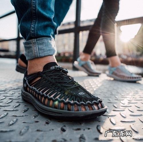 哪个品牌的凉鞋最好?