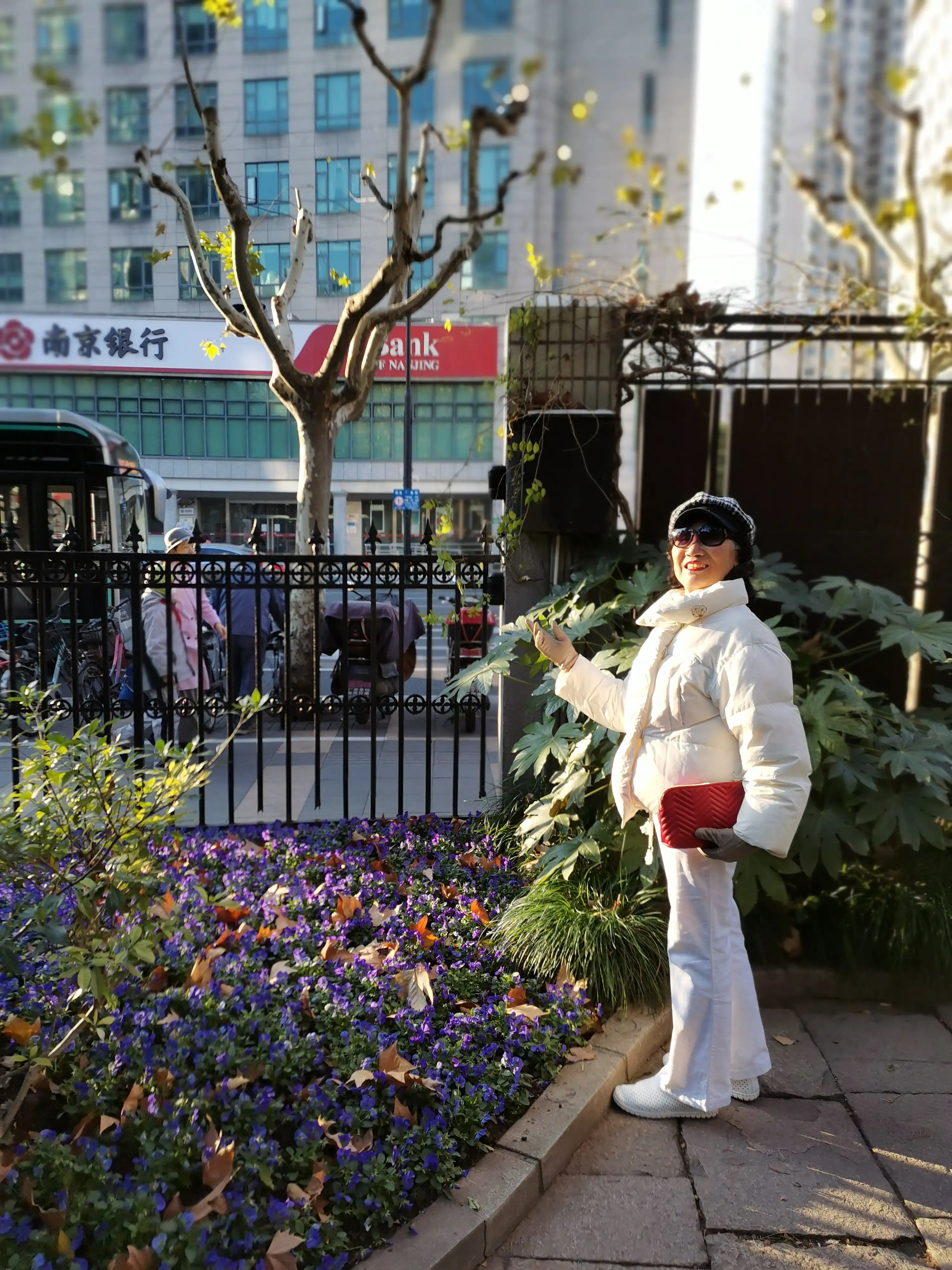 冬天你会买白色的棉袄吗?