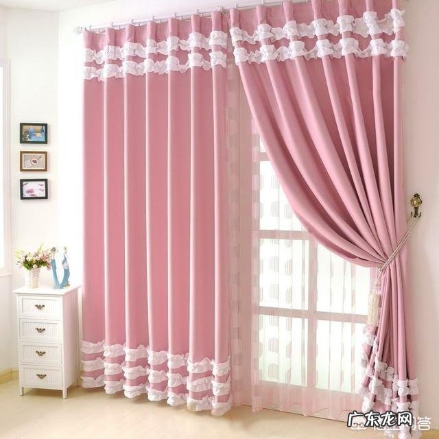 纱帘在客厅、卧室等不同空间的作用以及如何搭配?