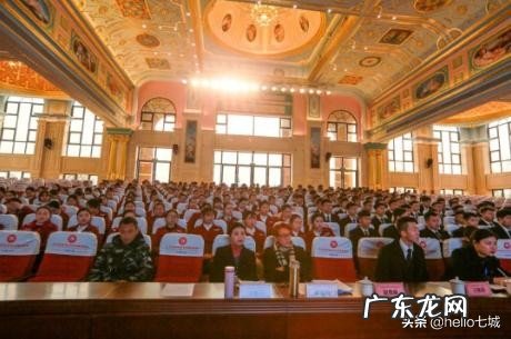 中考百日誓师大会学生发言稿怎么写?