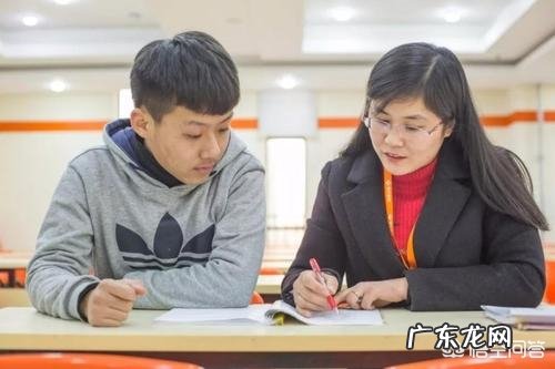 老师的一对一帮扶对孩子有影响吗?