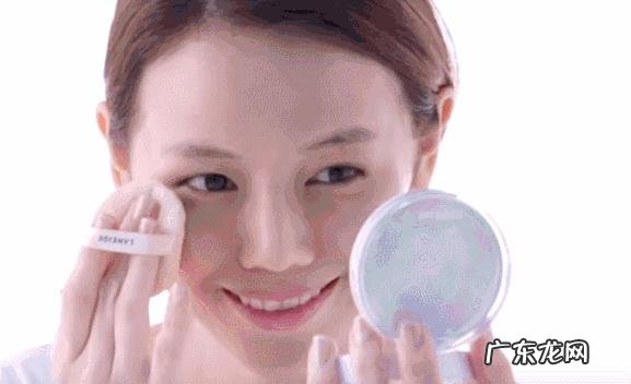 宅家的妹子们谁有美容秘籍,可以拍下来护肤和化妆的程序么?用多图组照的方式分享一下?