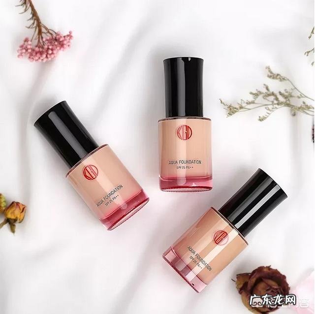 我是不太喜欢用粉底液的,但是只用隔离暗沉的太快了,混干皮肤,有人推荐一下好用的吗?