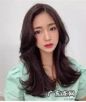 大圆脸,头发又多又硬适合什么发型?