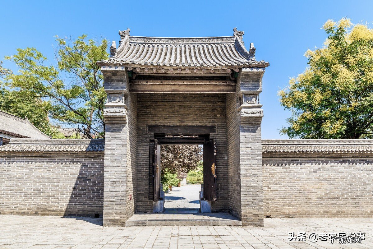 俗语:东高西洼富三世,老树压墙辈辈穷,啥意思?有道理吗? 楼房东高西低的住宅风水