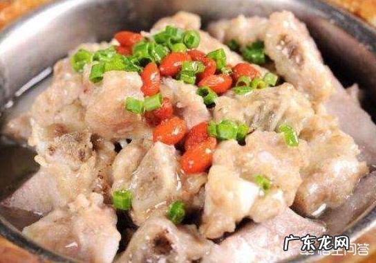 排骨蒸芋头怎么做好吃？