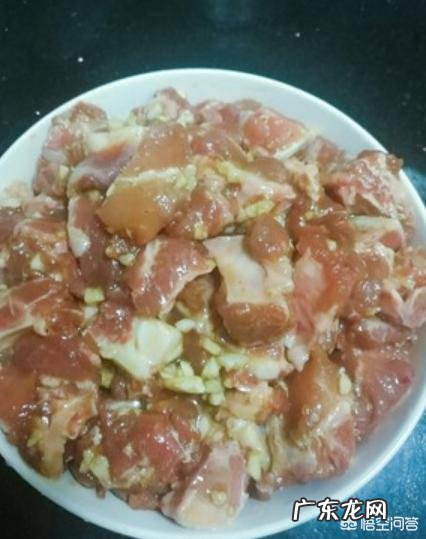 排骨蒸芋头怎么做好吃？