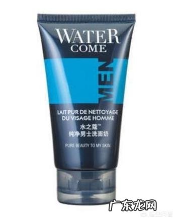三角区毛孔粗大用什么洗面奶?