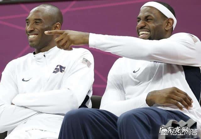 韦德发问：我+乔丹+艾+卡+杜VS詹+科+哈+麦+KG，打七场，谁会赢？ ？