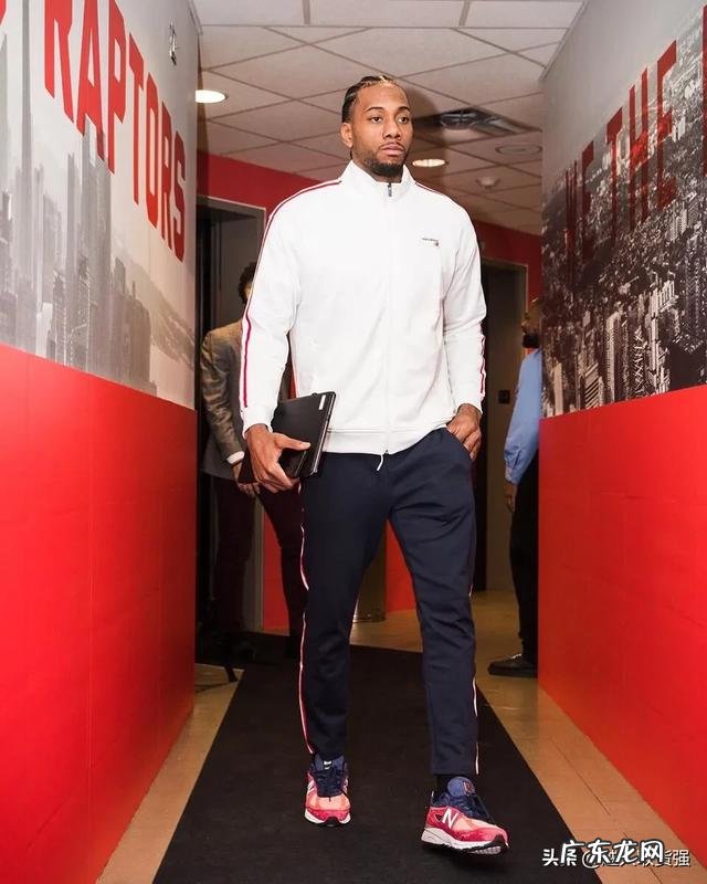 韦德发问:我+乔丹+艾+卡+杜VS詹+科+哈+麦+KG,打七场,谁会赢? ?