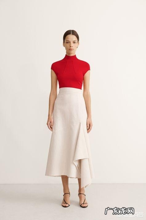 求助,大家帮忙推荐个适合职场的女装品牌可以吗?