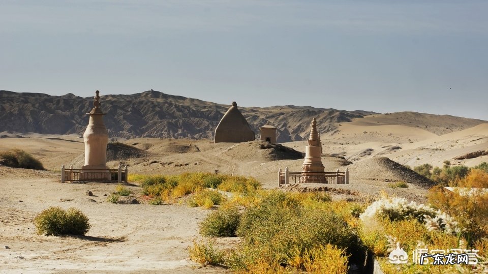 我曾从兰州出发去敦煌,去参观敦煌莫高窟和鸣沙山,敦煌为何被誉为世界文明艺术之都?