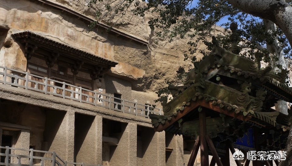 我曾从兰州出发去敦煌,去参观敦煌莫高窟和鸣沙山,敦煌为何被誉为世界文明艺术之都?