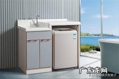 有宝宝的家庭需要买两台洗衣机吗?商场有双桶的洗衣机,值得买吗?