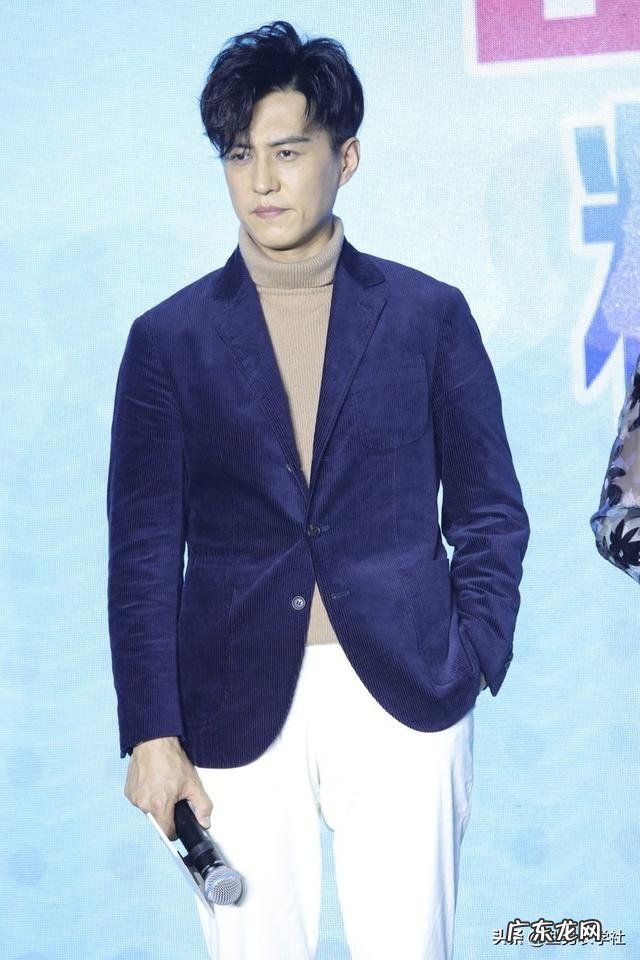 西装冬天如何搭配毛衫好看呀?