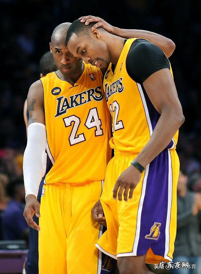 詹姆斯最后一攻涮筐而出,戴维斯没能投进三分,湖人主场负于篮网,湖人输在什么地方?