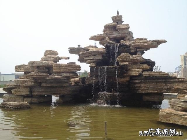 庭院假山鱼池要做在什么方位?有哪些风水禁忌? 坐南朝北的房子鱼池位置