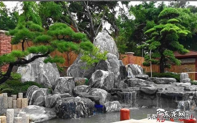 庭院假山鱼池要做在什么方位?有哪些风水禁忌? 坐南朝北的房子鱼池位置