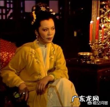 《红楼梦》里的夏金桂,为什么没成为大观园里的诗人,反而成为了“河东狮”?