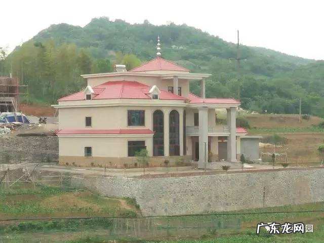 院子有坡度风水 坡屋顶的房子风水好吗