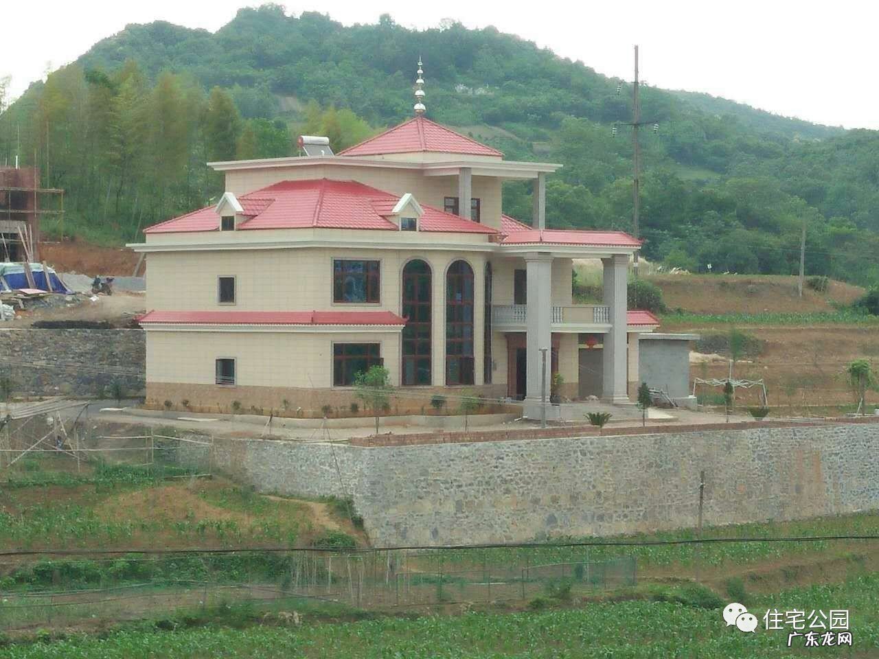 院子有坡度风水 坡屋顶的房子风水好吗