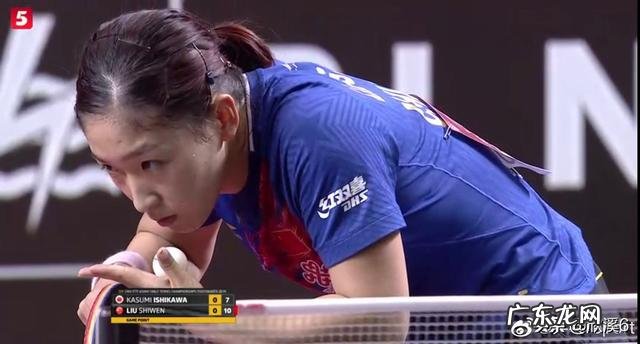 乒乓球亚锦赛,刘诗雯势不可挡3-0横扫石川佳纯晋级4强。你怎么看?