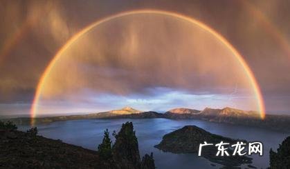 天上可以同时出现两道彩虹吗?