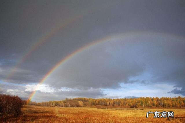 天上可以同时出现两道彩虹吗?