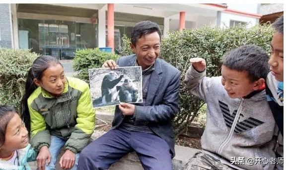 作为一名普通的教师,年终总结中如何写自己的“绩”?求指教?